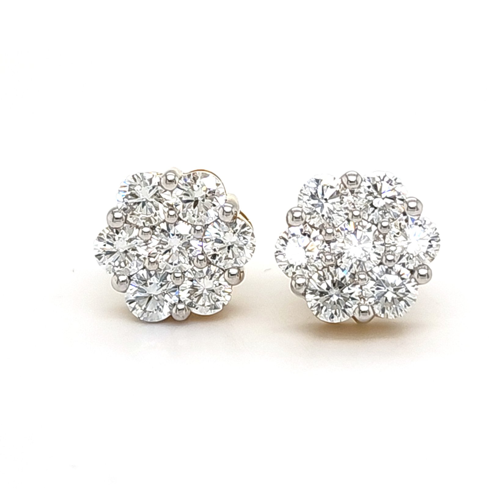 LG - 14K 2.99CT D-EARRING LDS RDS "FLOWER" CERTIFIED