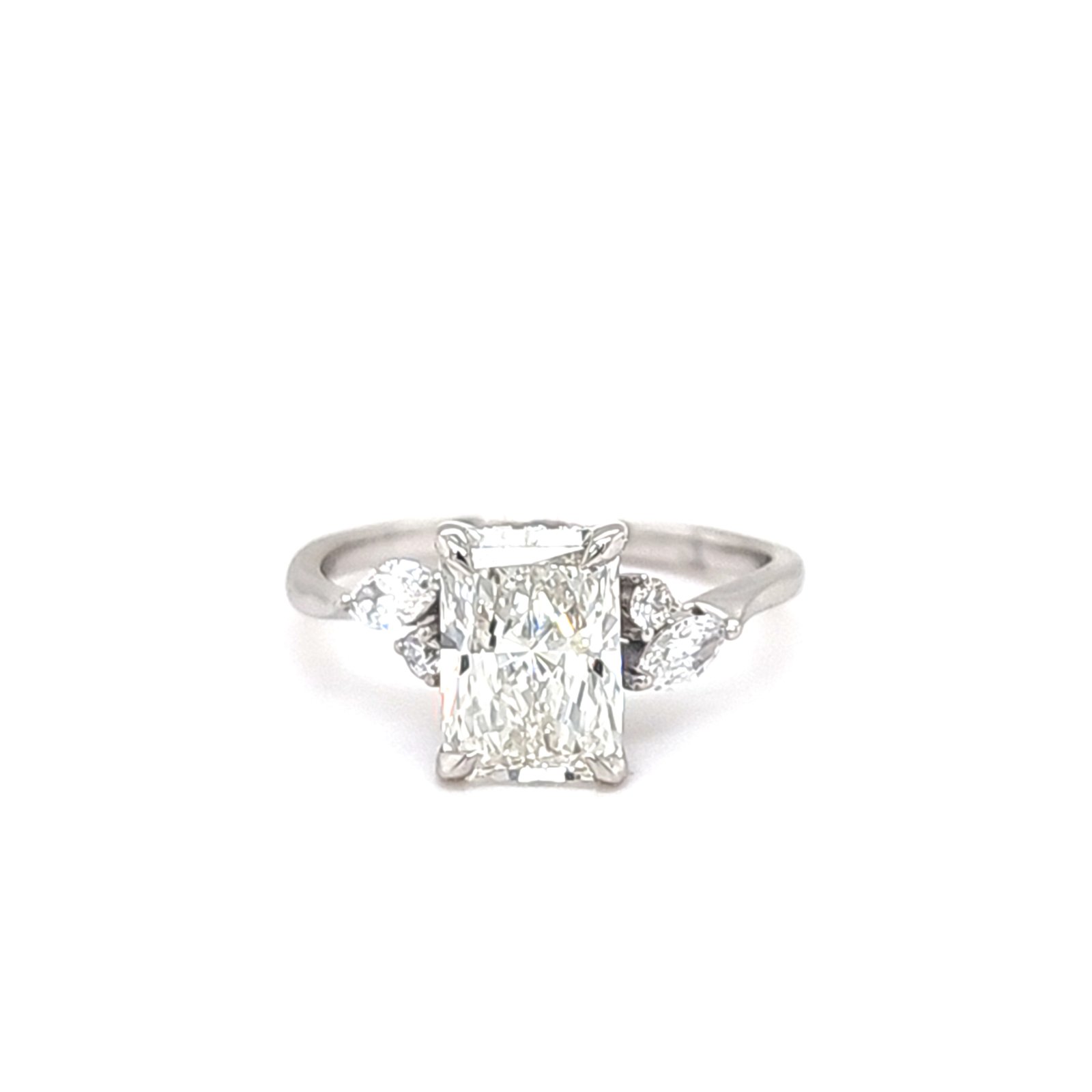 LG - 14K 2.42CT D-RING LDS RADCT/MARQ/RDS "CERTIFIED" RADIANT CUT 2.07CT